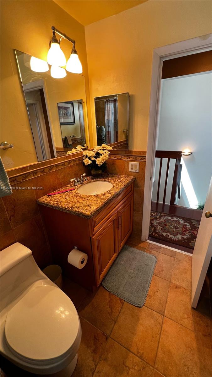 Full Bathroom on 2nd Floor