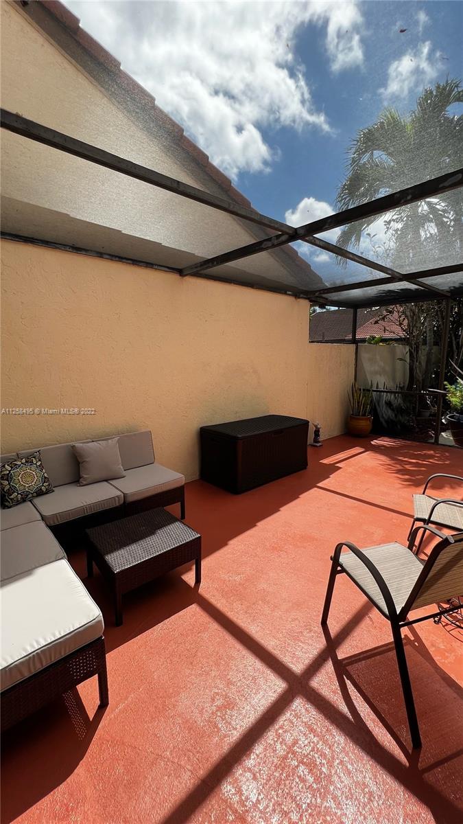 Screened in Patio for Entertainment