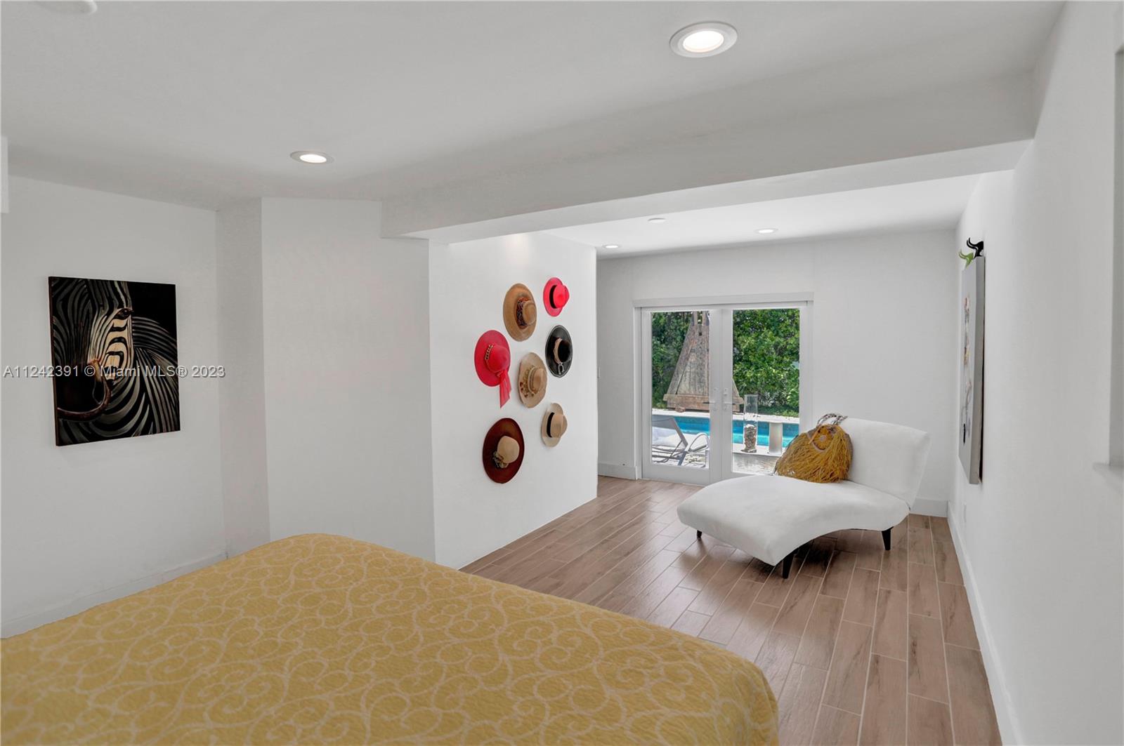 Bed Room