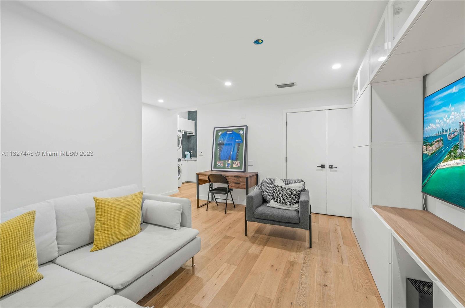 Lower level full bathroom #1