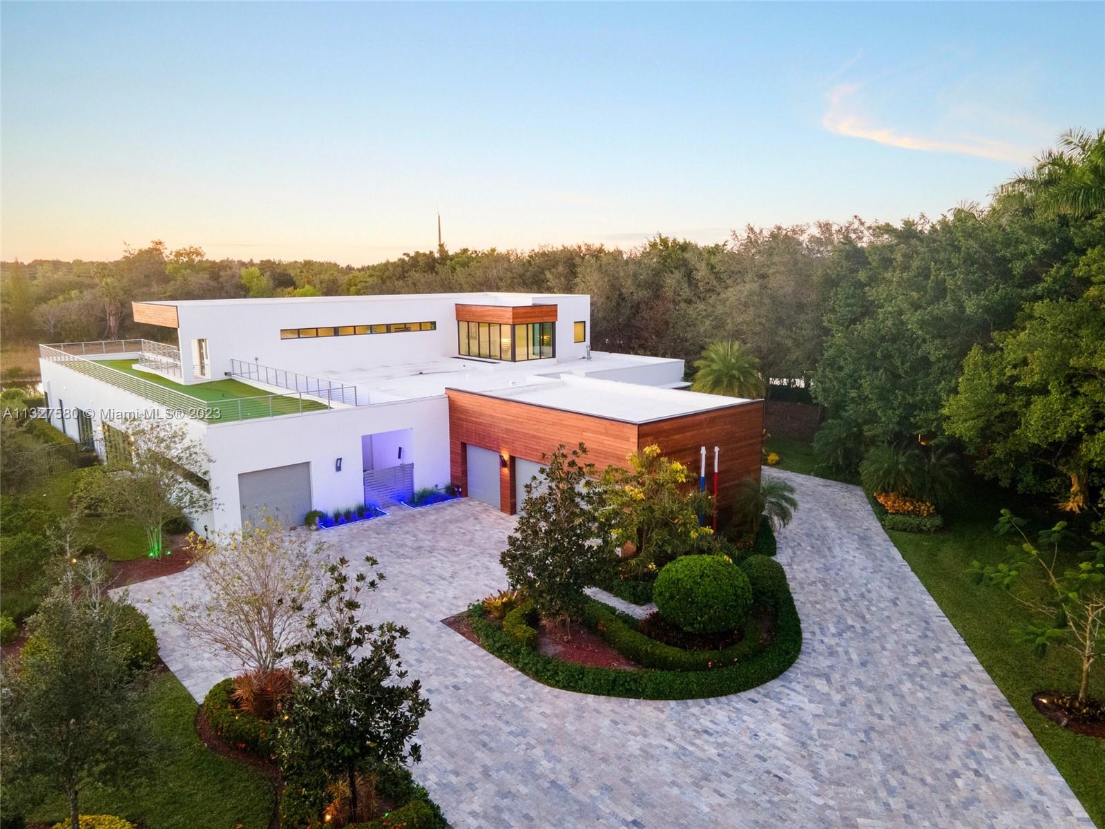 estates of swan lake Real Estate, Brokers, Home Values, Luxury Homes