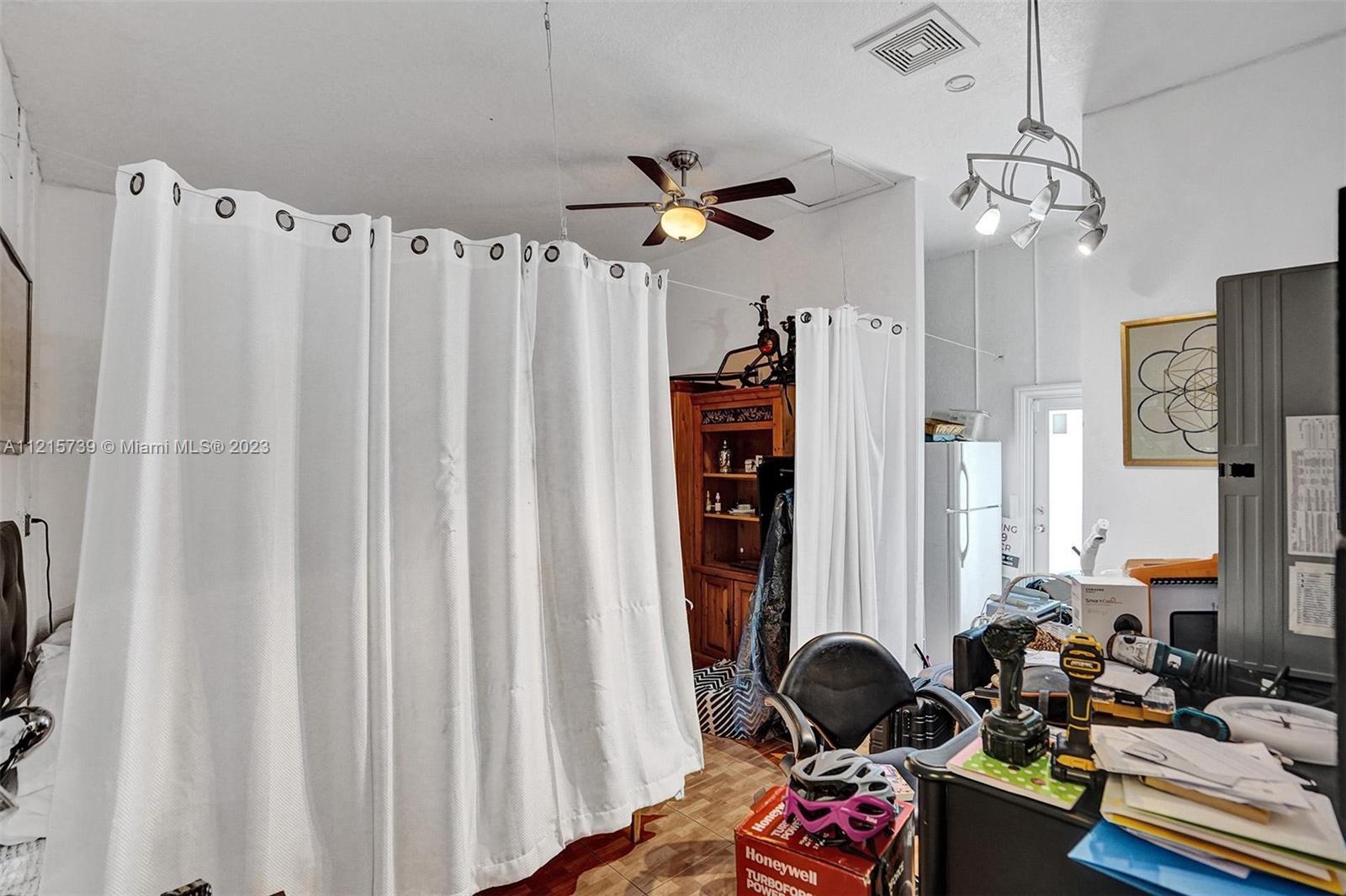 Four room plus office