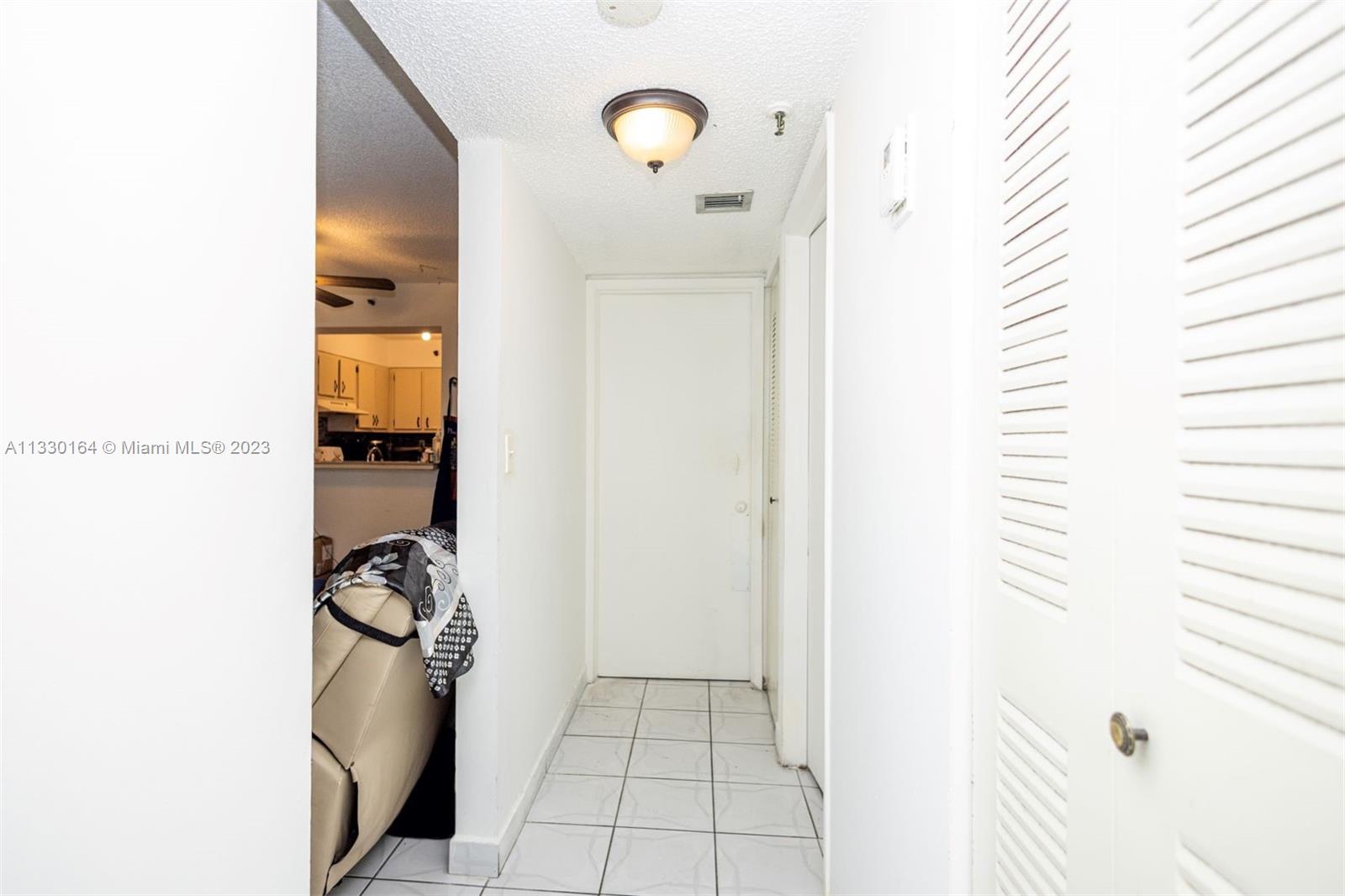 hallway between bedrooms