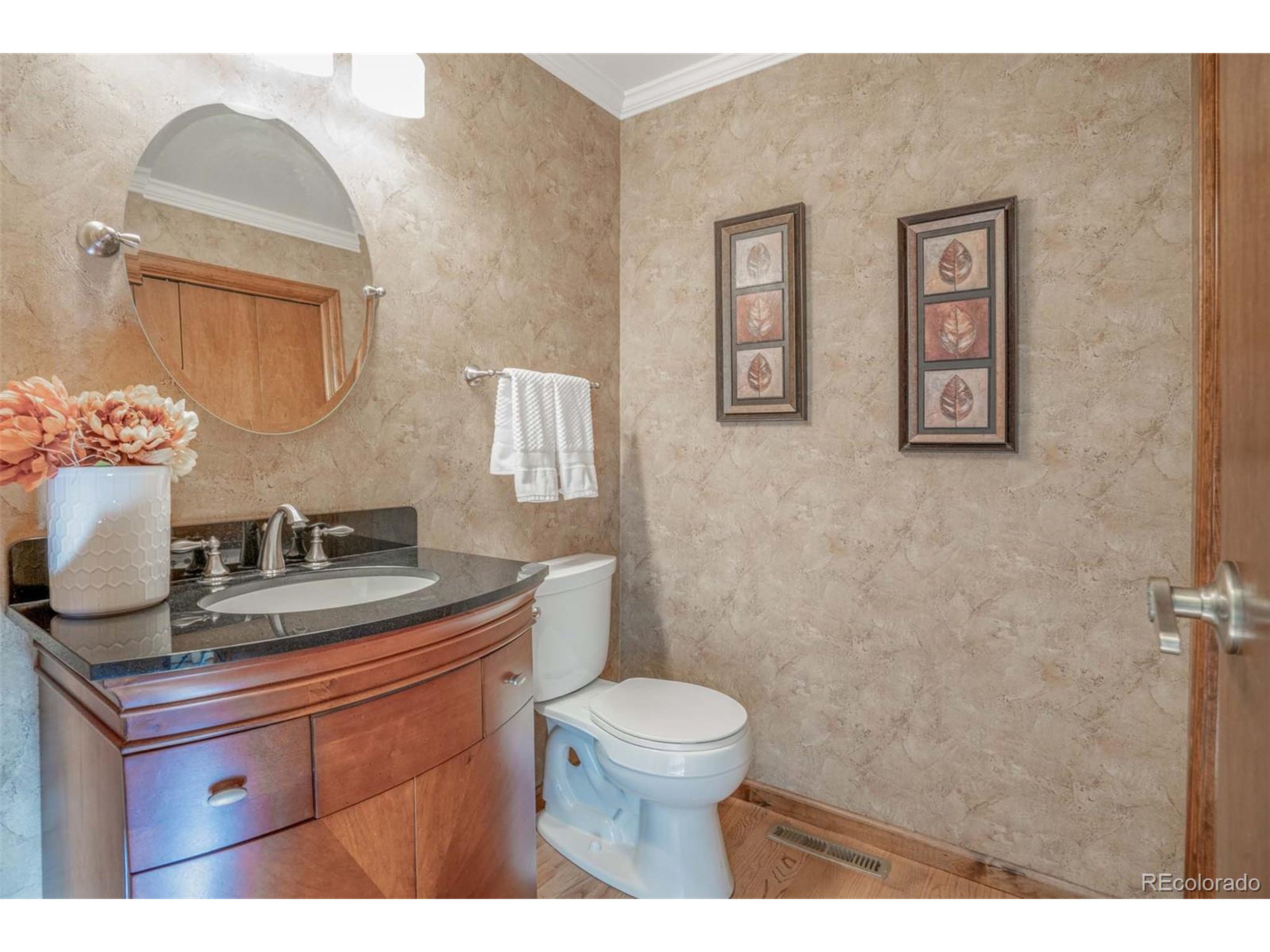 lamplighter Real Estate, Brokers, Home Values, Luxury Homes