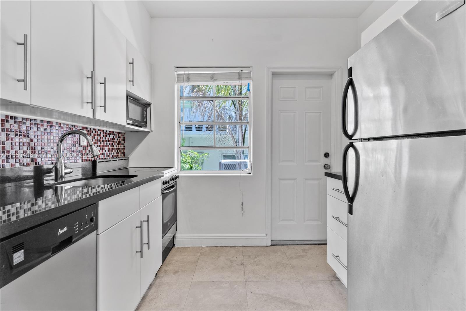 the armstrong condo Real Estate, Brokers, Home Values, Luxury Homes, Foreclosures, REO