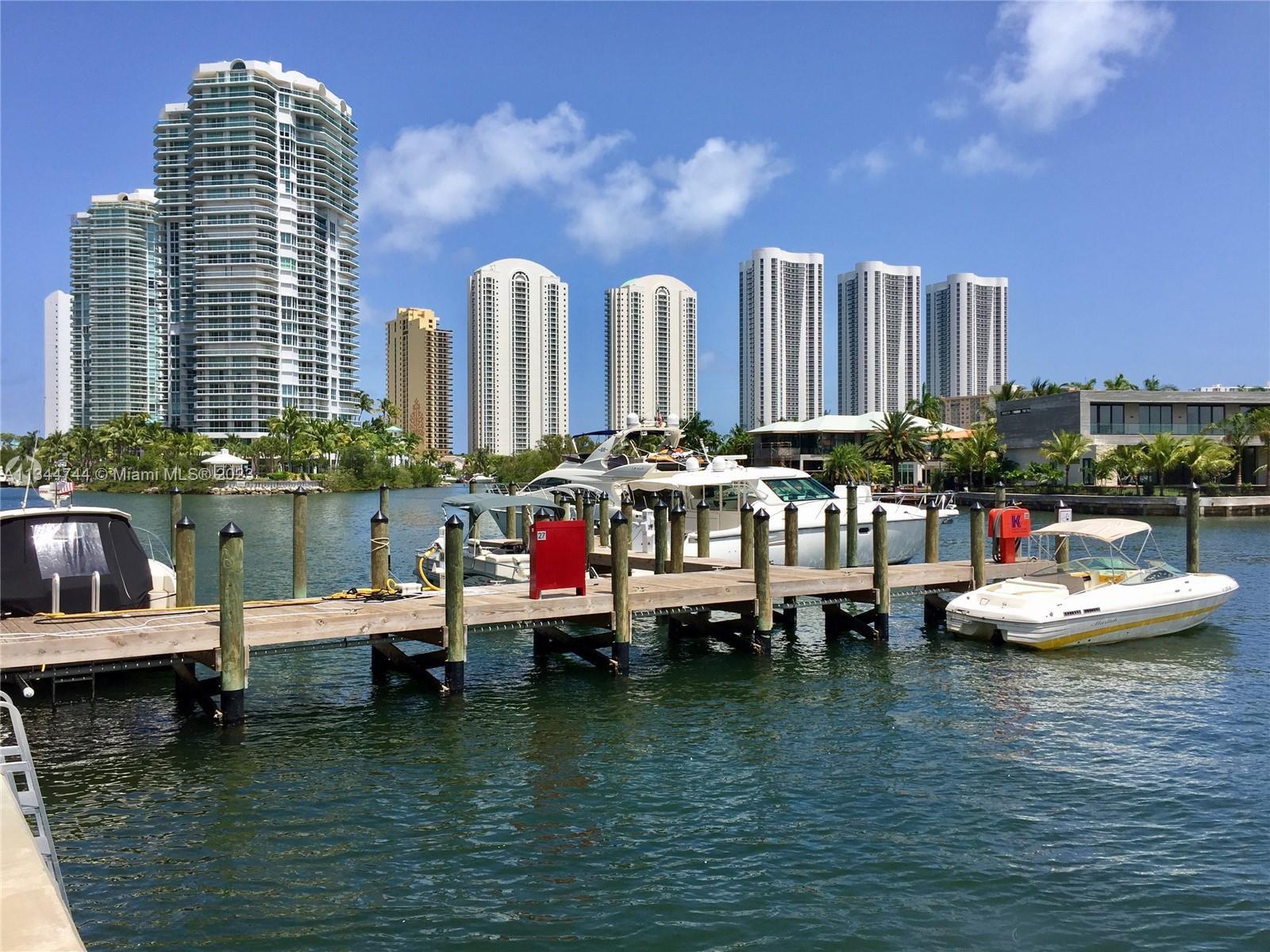 Dock