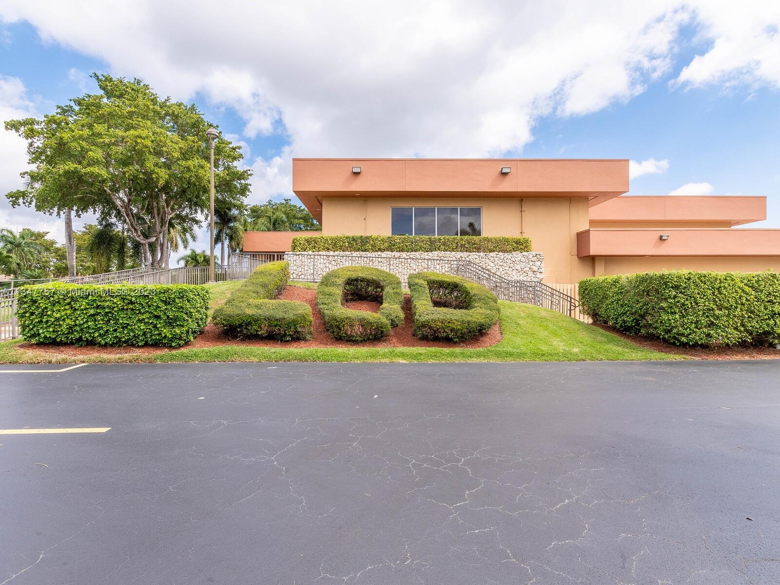 lakes of delray Real Estate, Brokers, Home Values, Luxury Homes