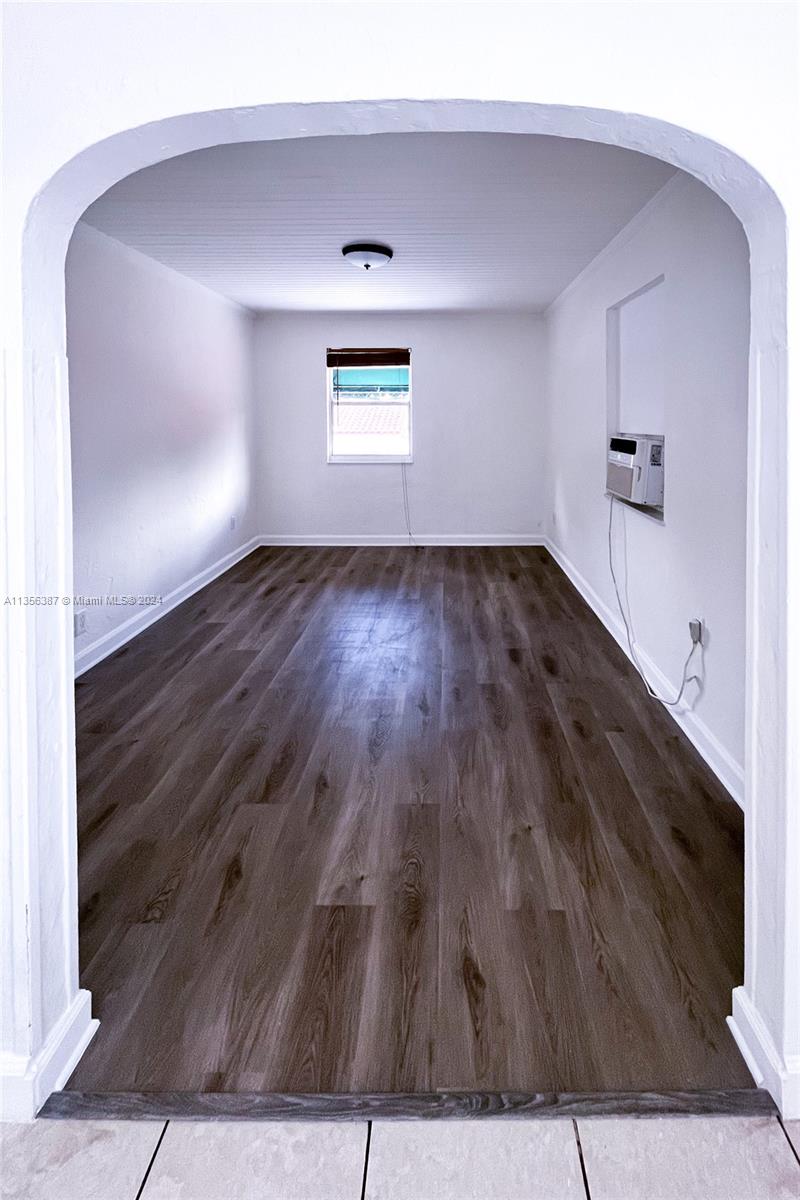 Unit 3 - Vacant - 1/1