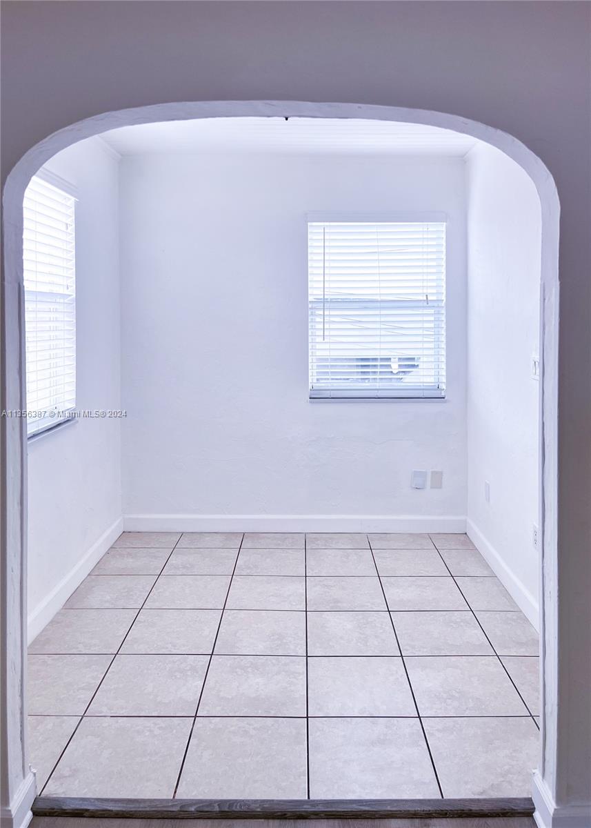Unit 3 - Vacant - 1/1