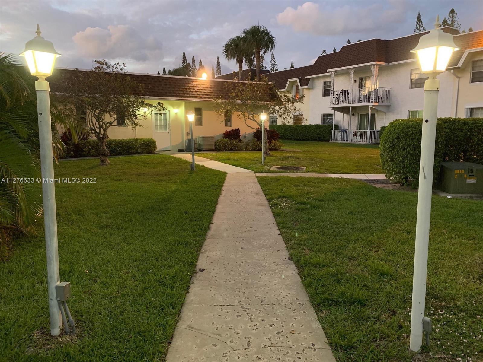 brookfield gardens Real Estate, Brokers, Home Values, Luxury Homes