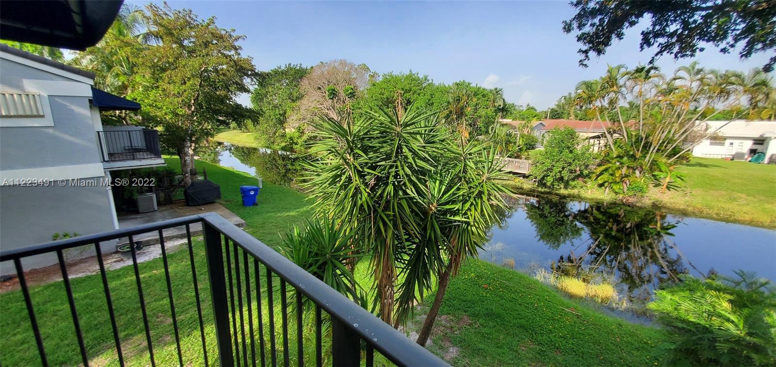 clear creek townhomes pla Real Estate, Brokers, Home Values, Luxury