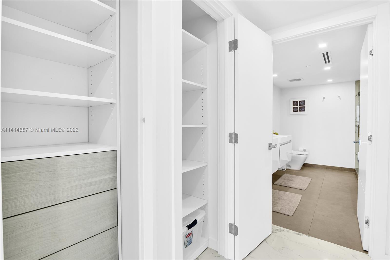 Closet