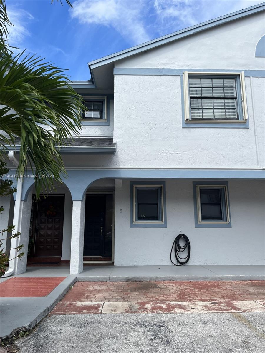 FUTURE LOOK, painting of community in progress