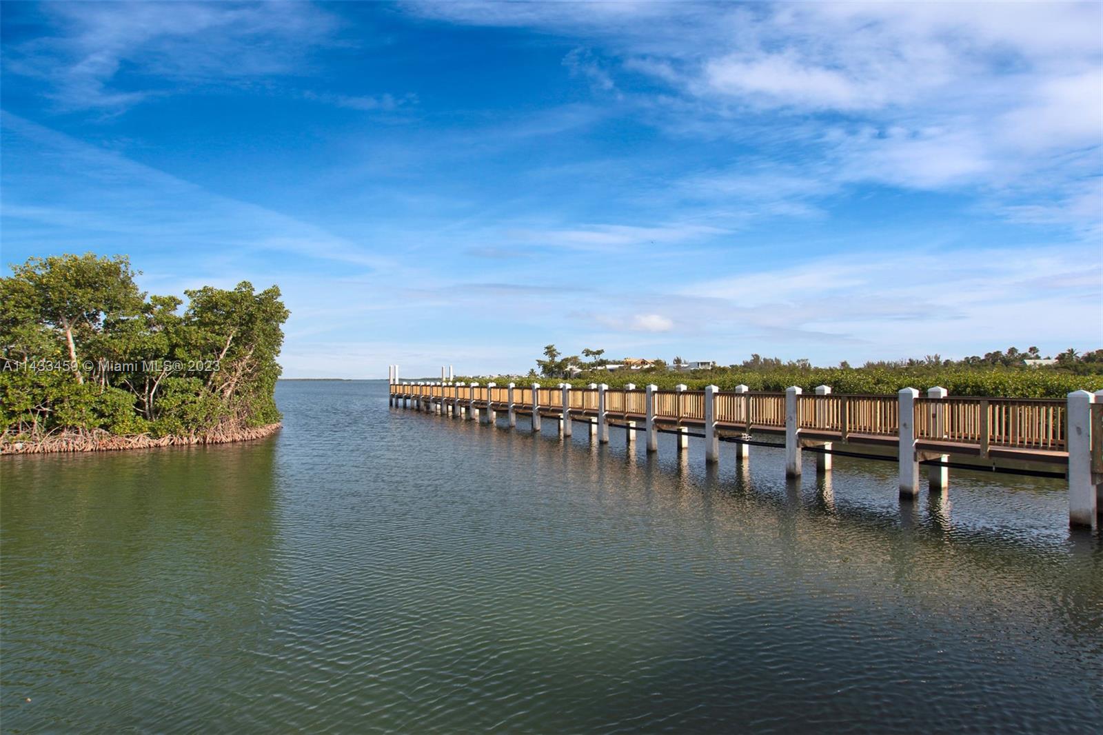 Dock