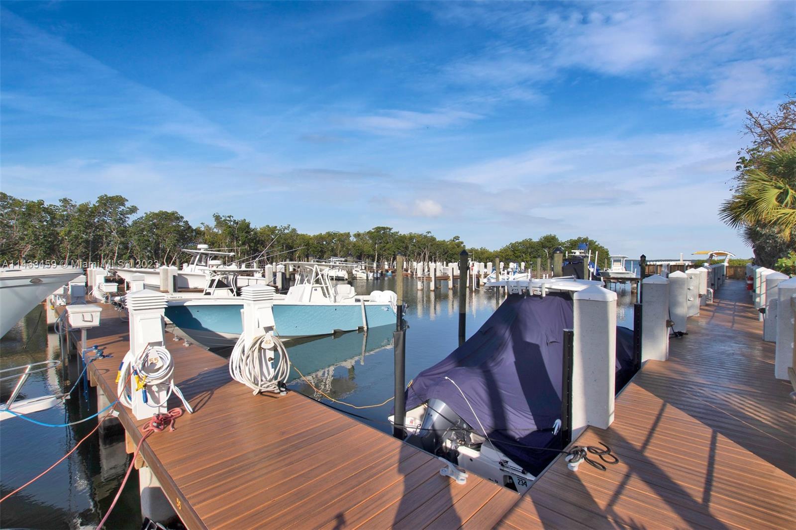 Dock