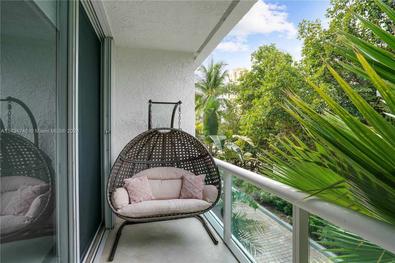 2nd floor balcony with water views