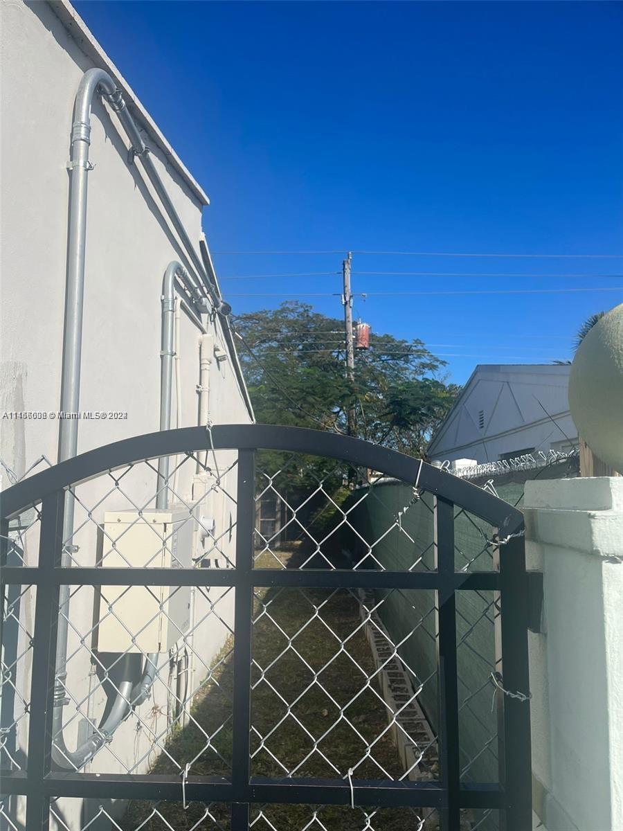FENCE