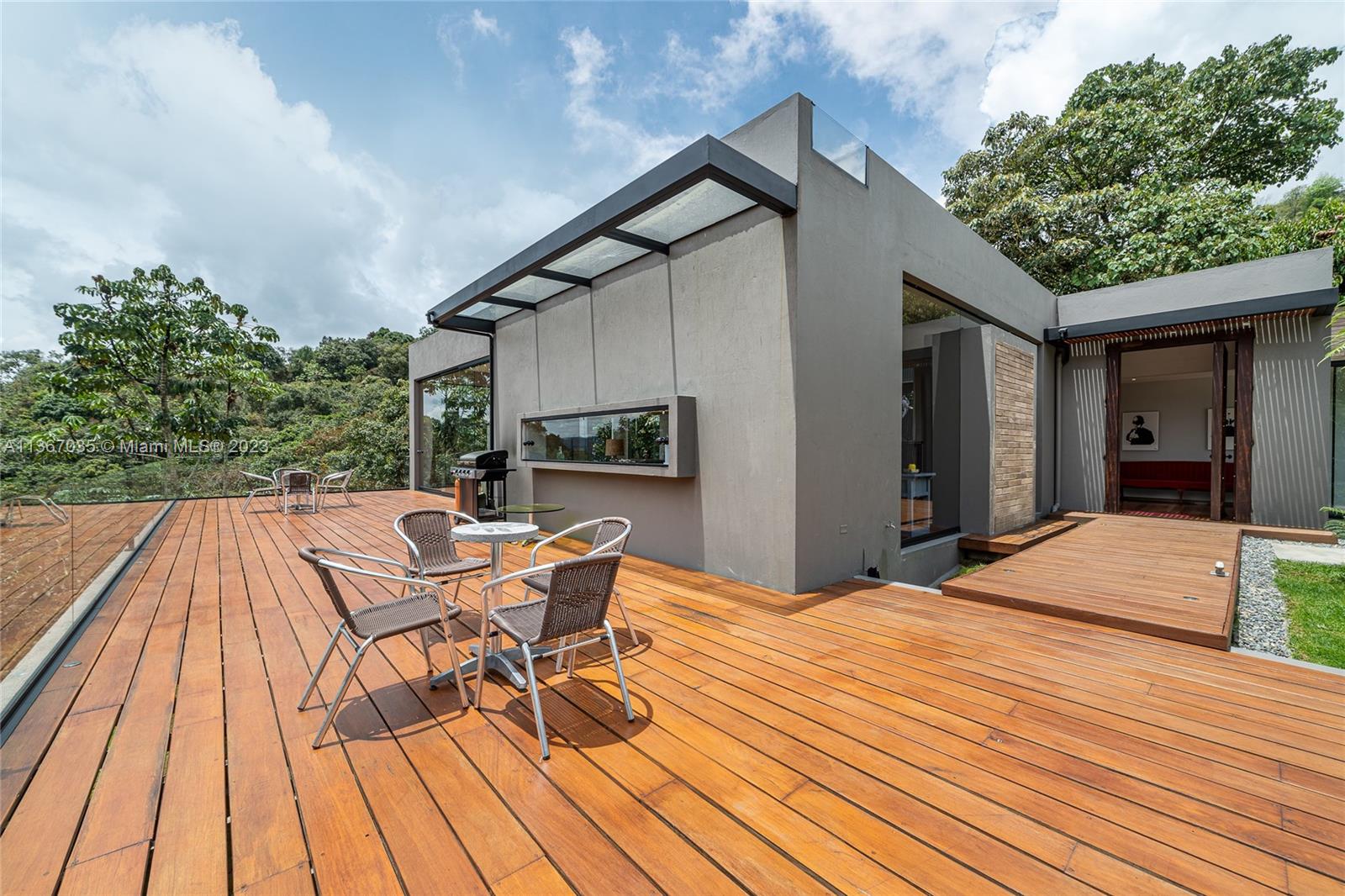 Deck