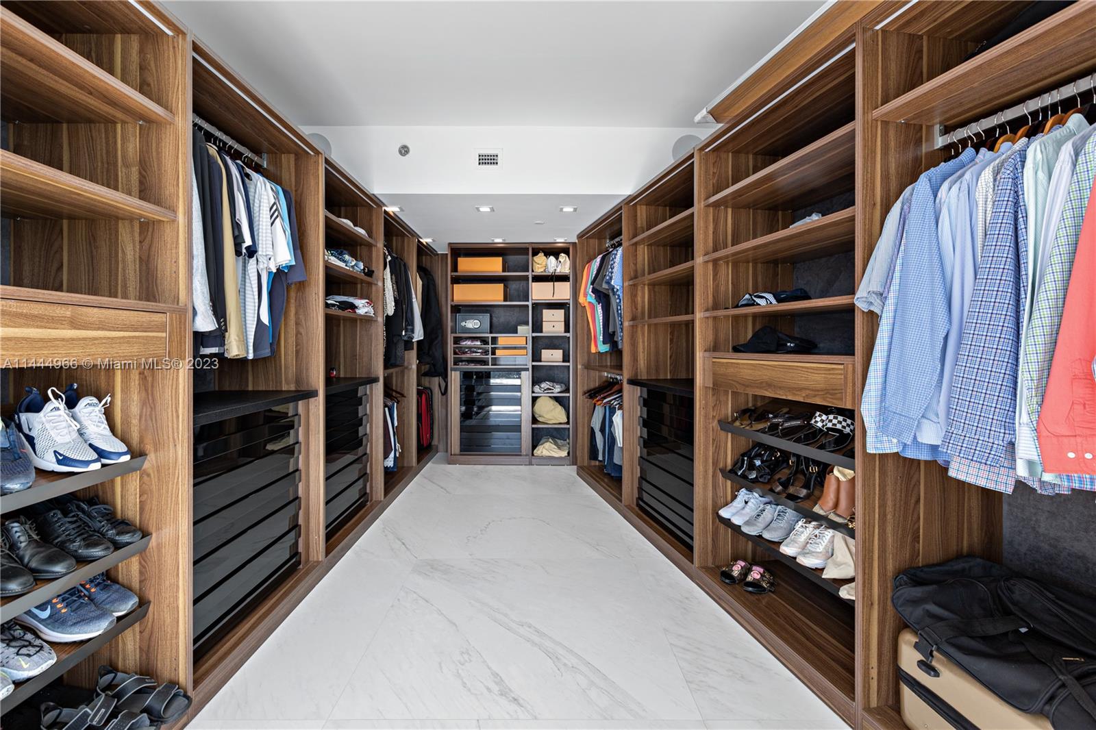 Closet