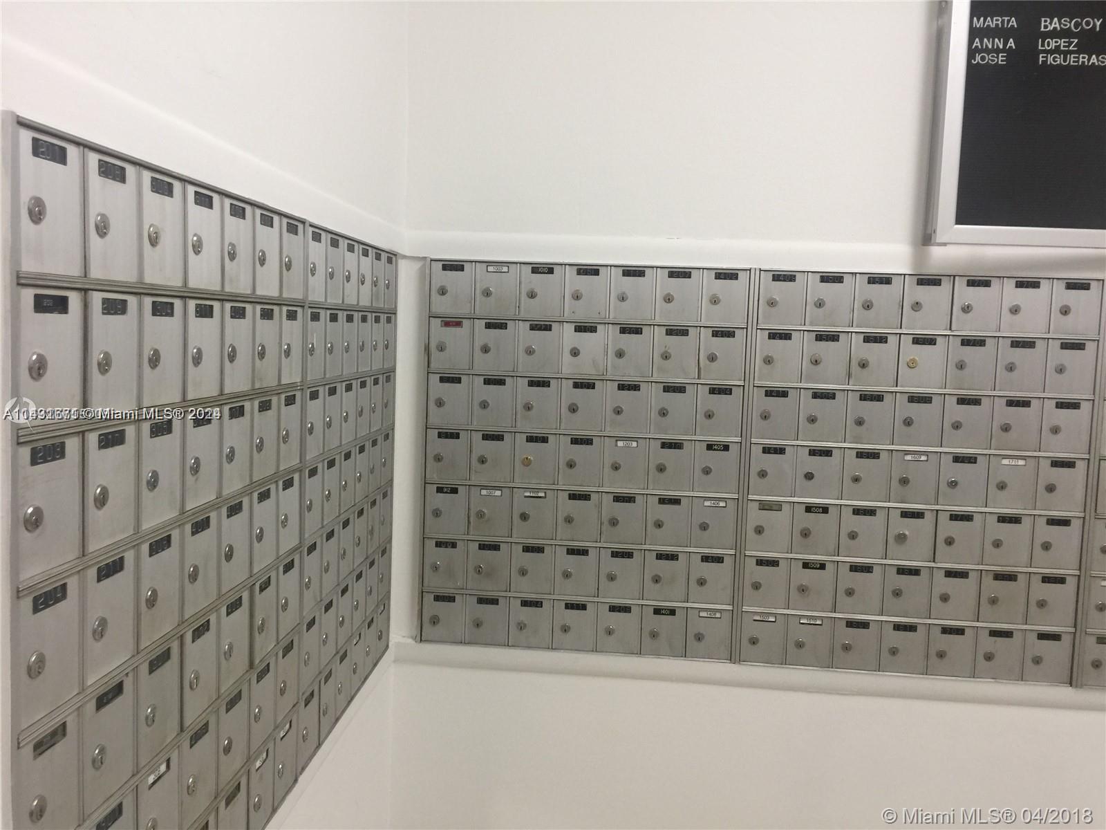 mail box room
