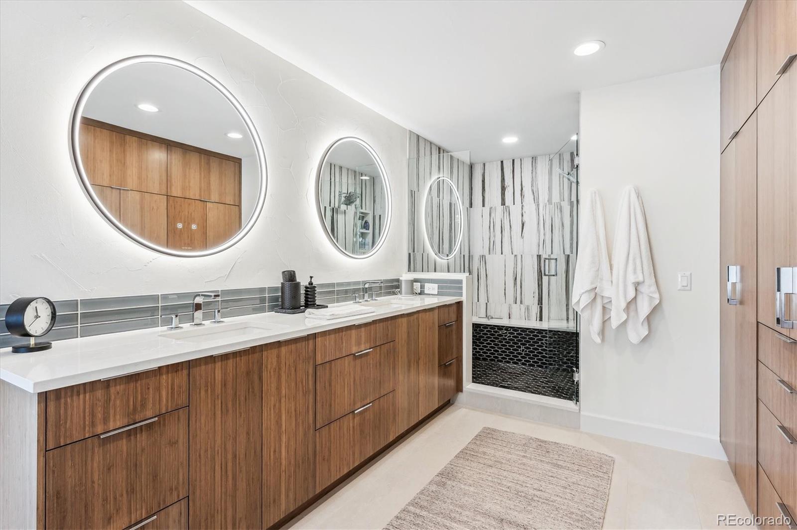 2111 Columbine Street, Denver, CO 80210, 5 Bedrooms Bedrooms, ,6 BathroomsBathrooms,Residential,For Sale,Columbine,REC5627954