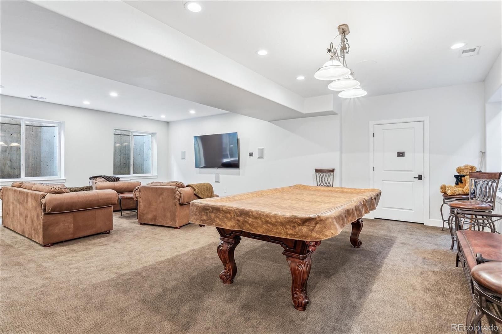 2111 Columbine Street, Denver, CO 80210, 5 Bedrooms Bedrooms, ,6 BathroomsBathrooms,Residential,For Sale,Columbine,REC5627954