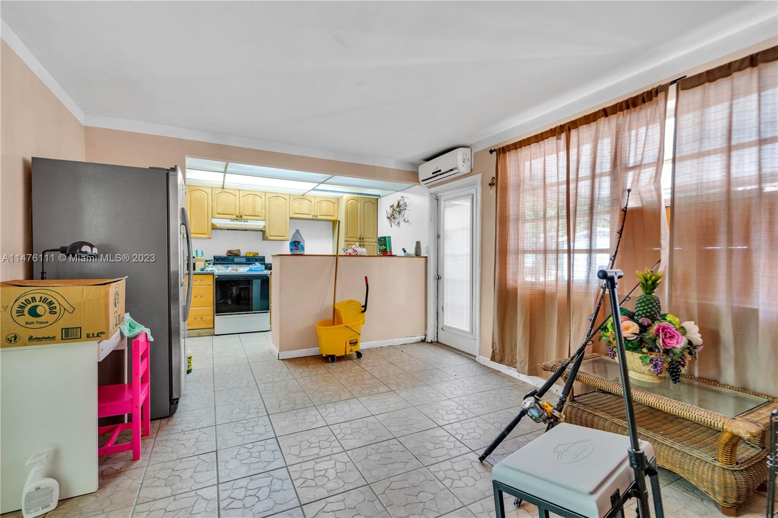 Back office/Kitchen