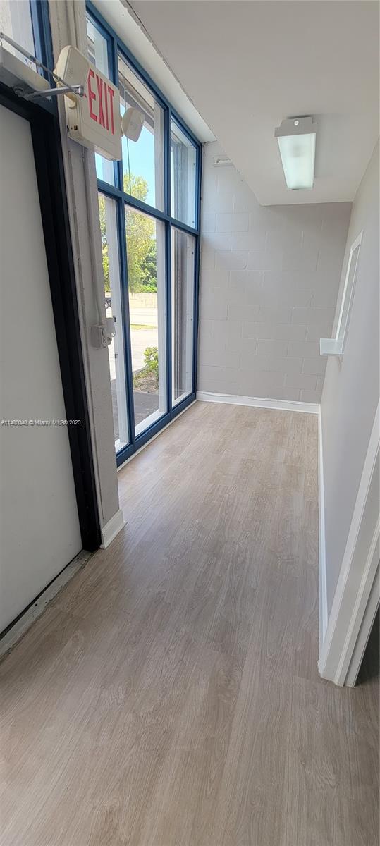 1st Floor waiting area