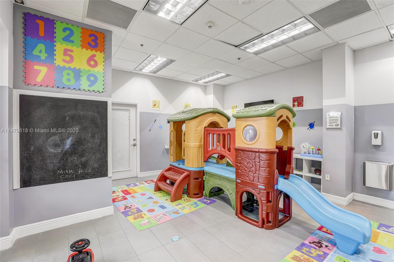 Kids Play Room