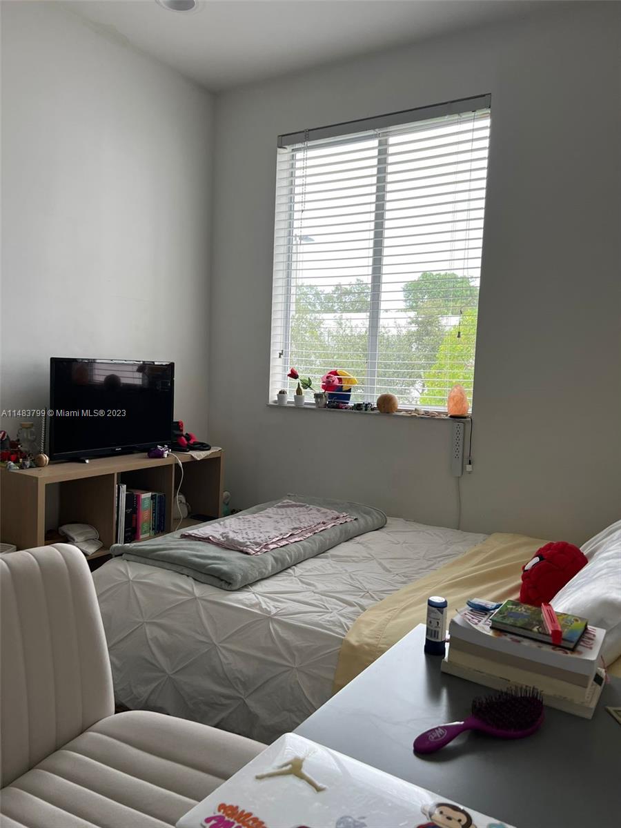 2nd Bedsroom