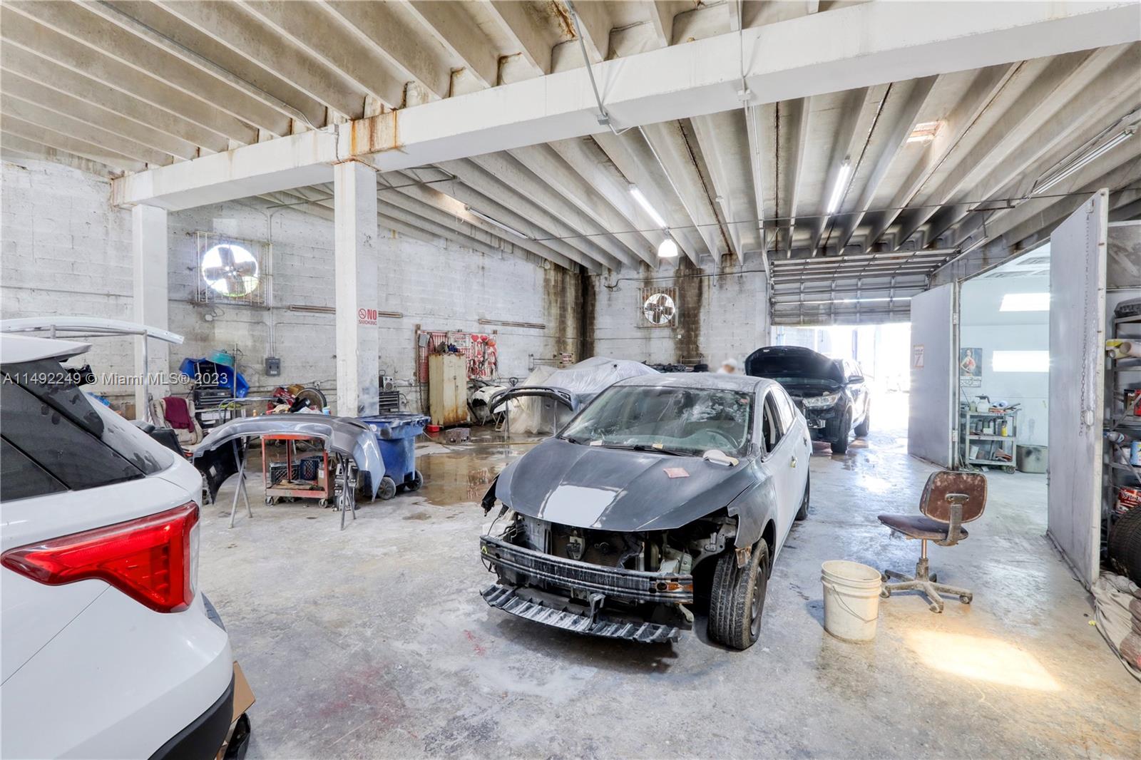 Garage