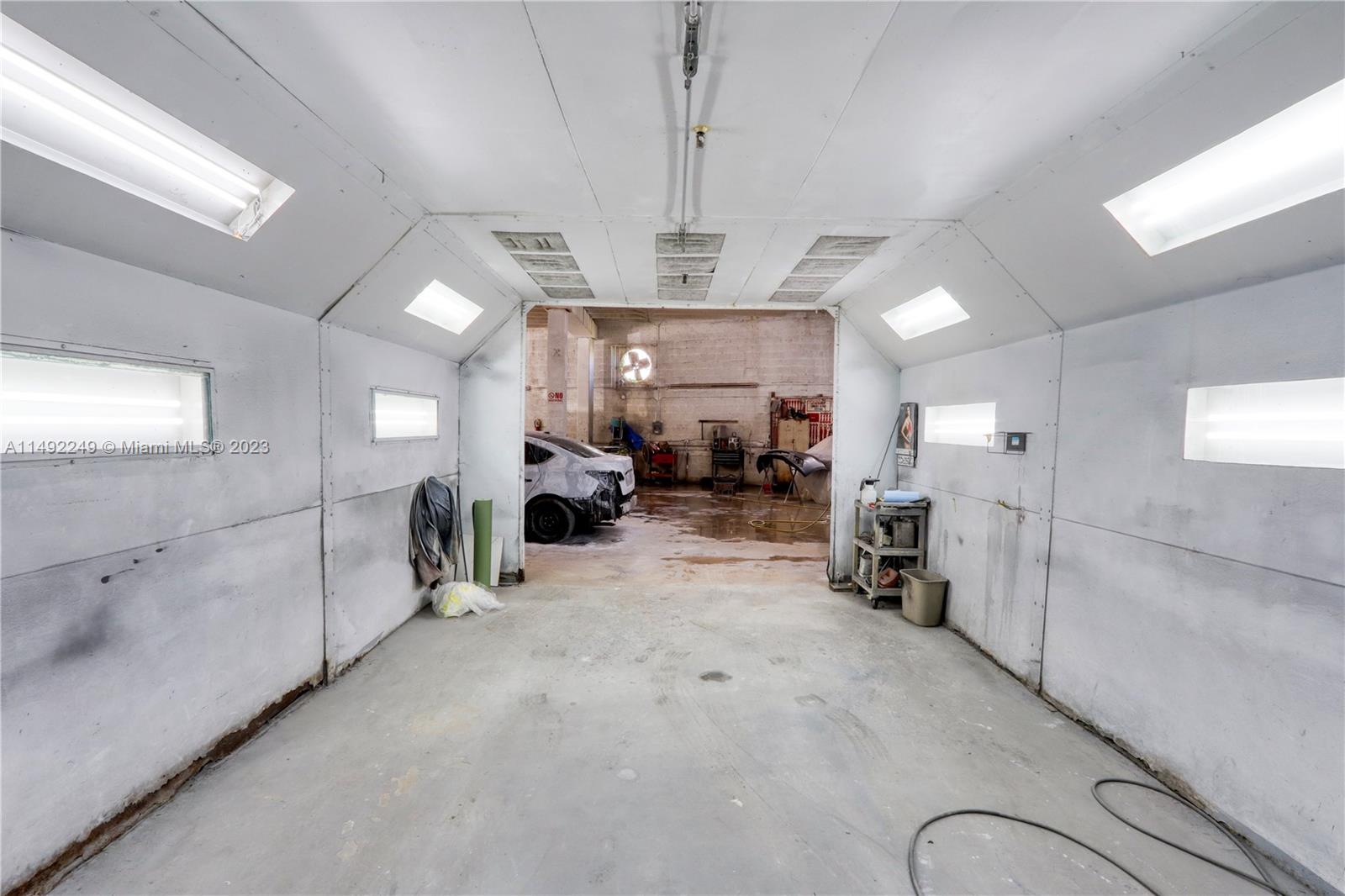 Paint area