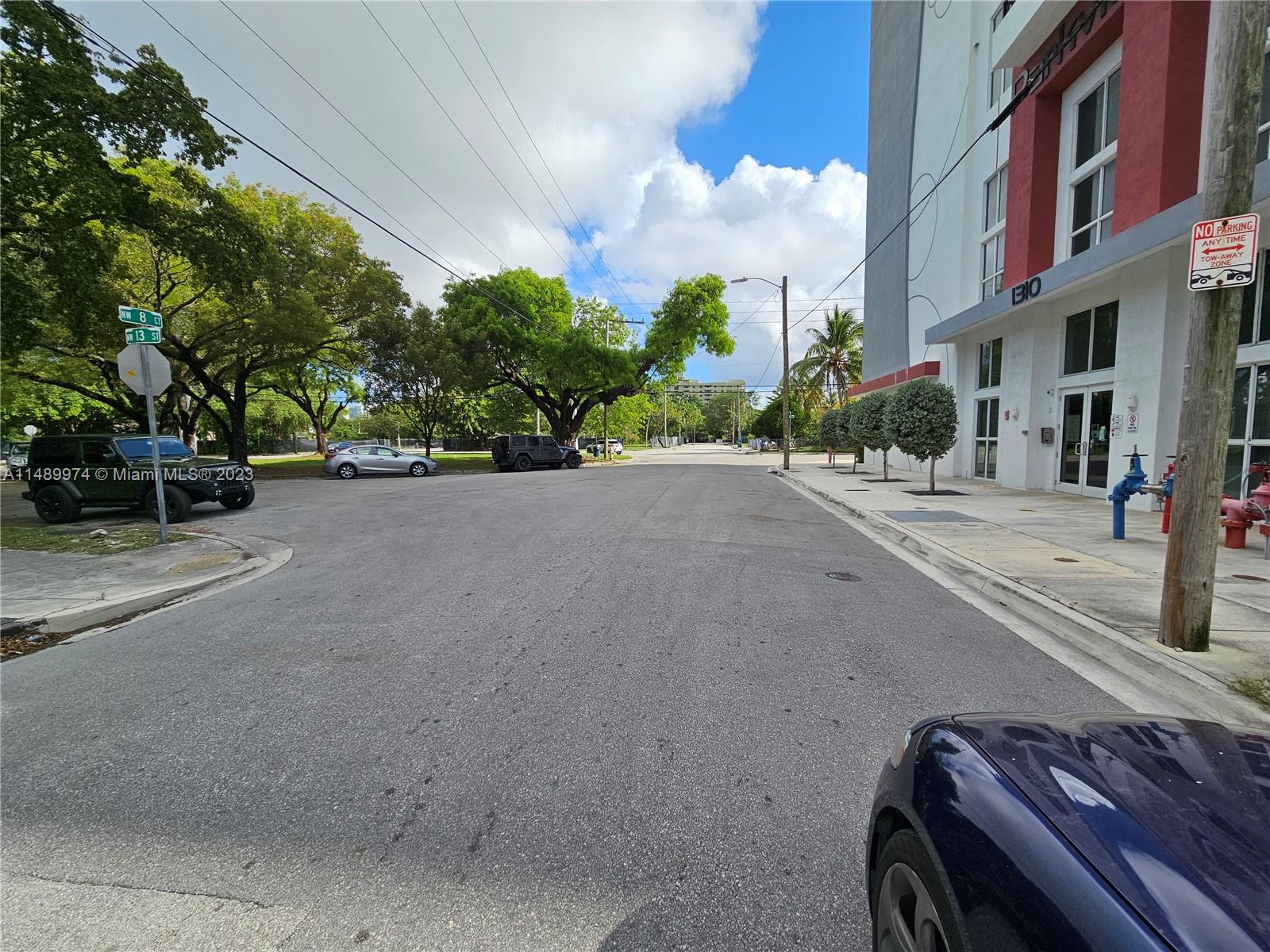 Community nearby NW 8th Ct & 13th​​‌​​​​‌​​‌‌​‌‌​​​‌‌​‌​‌​‌​​​‌​​ St