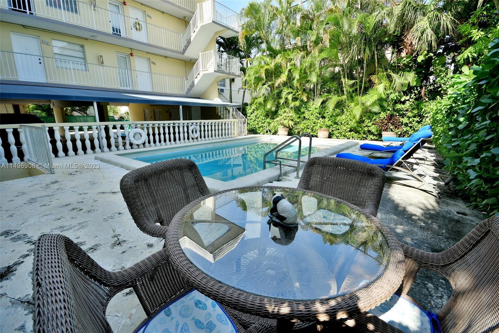 Pool