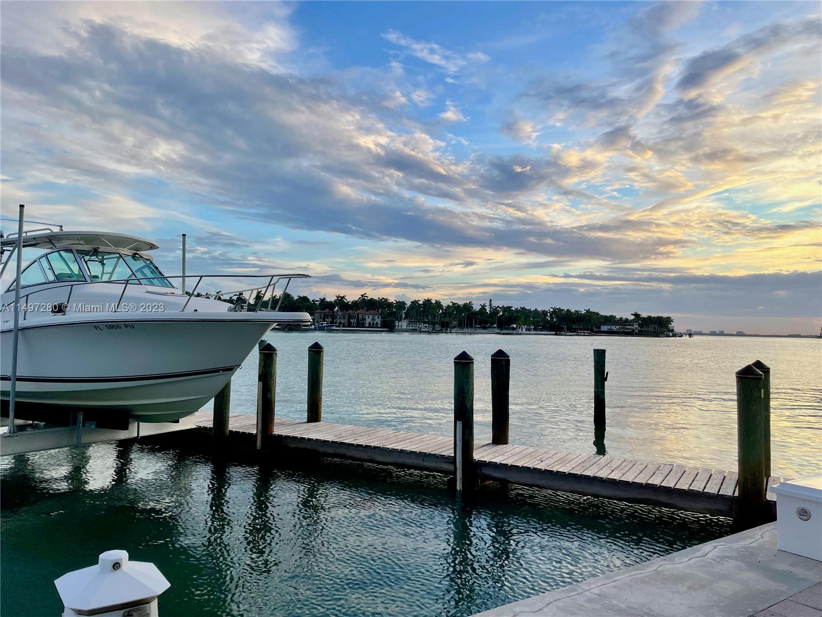 Dock
