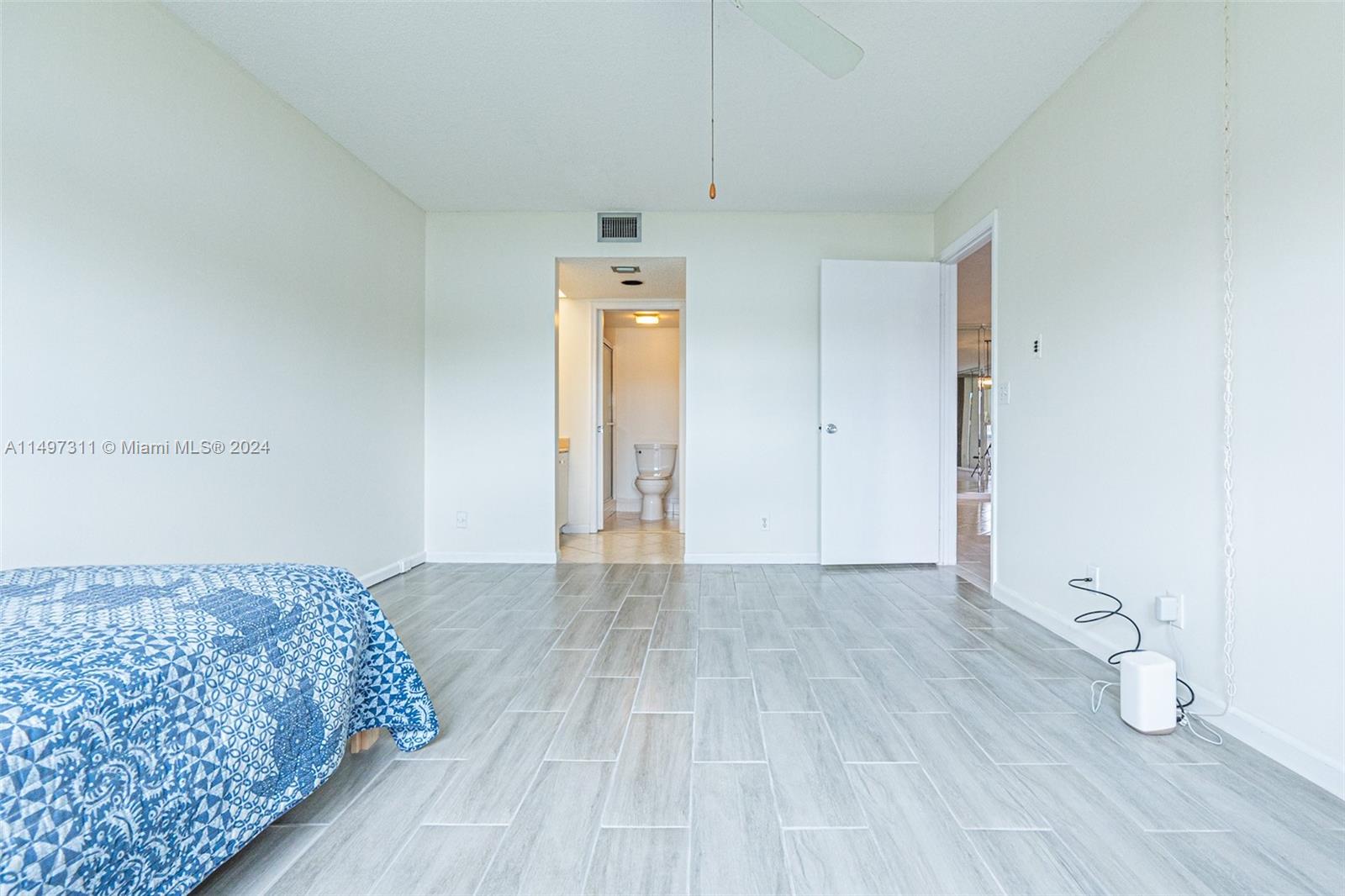 Large Master Bedroom Suite