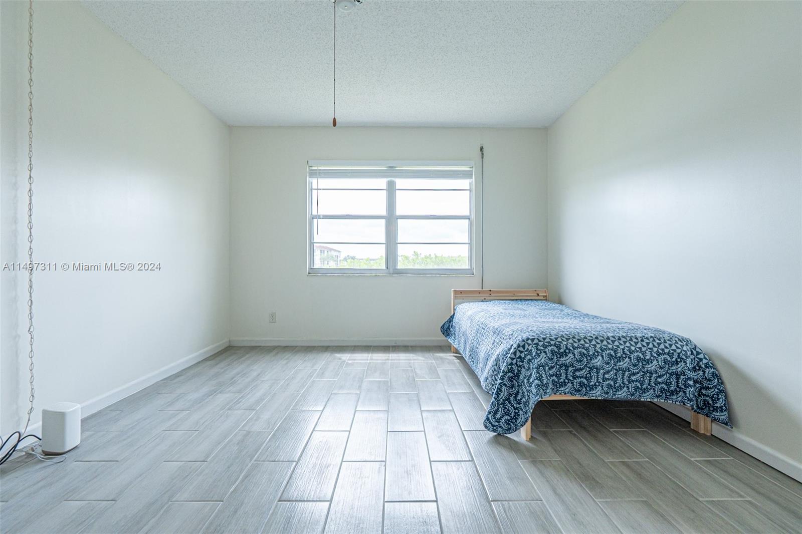 Large Master Bedroom Suite