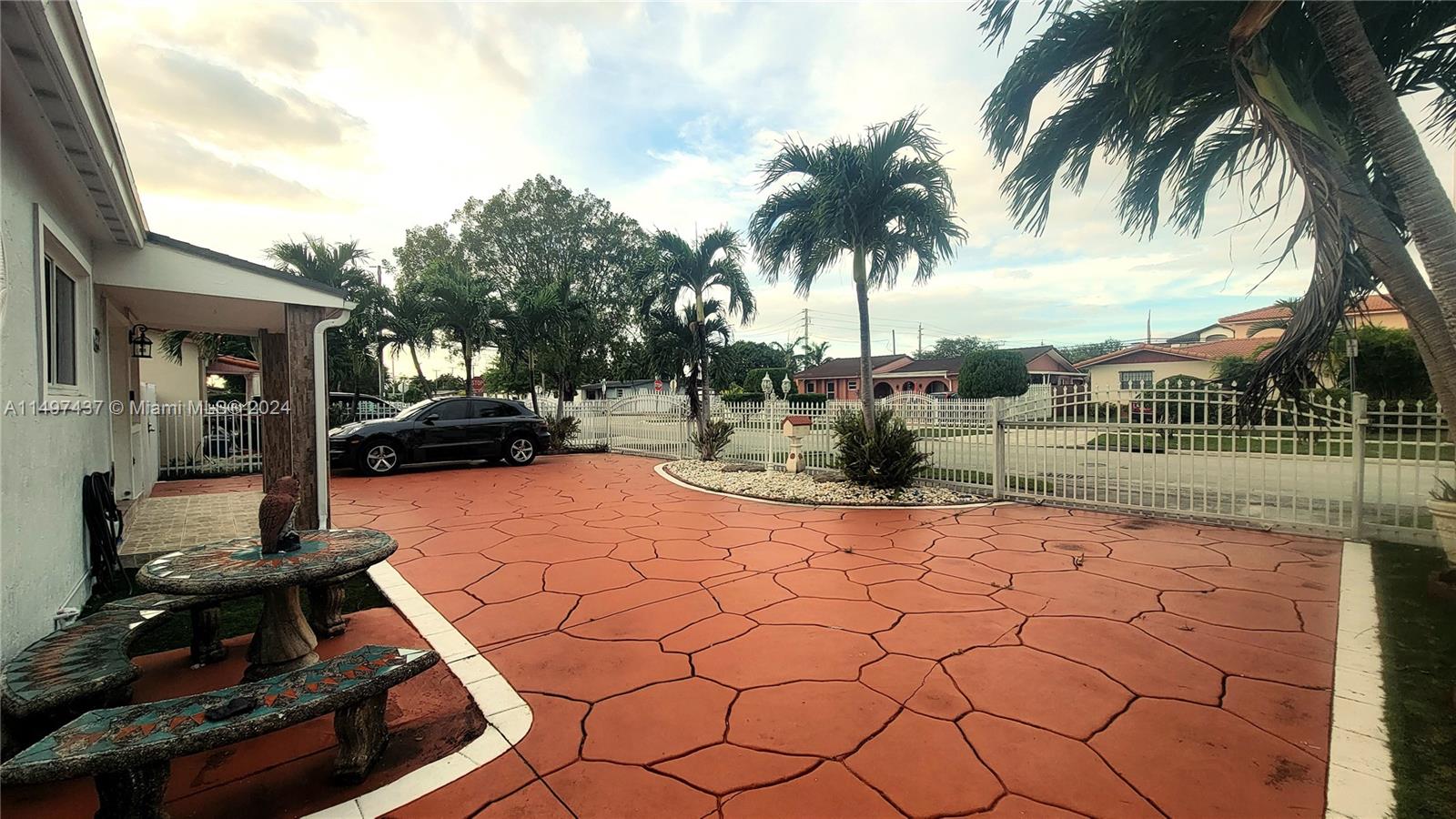Circular Stamped Concrete Driveway