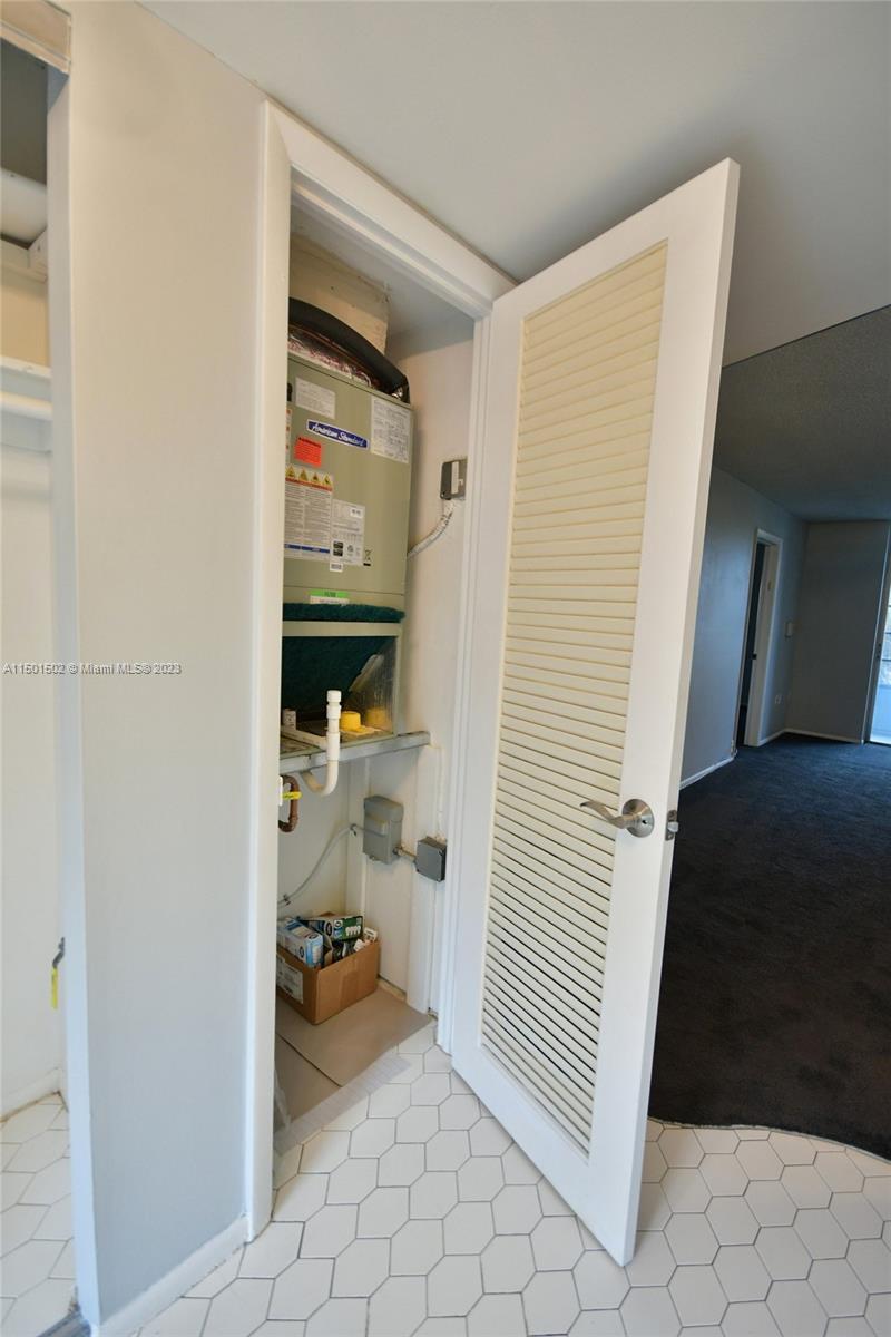 A/C closet A/C regularly cleaned & serviced