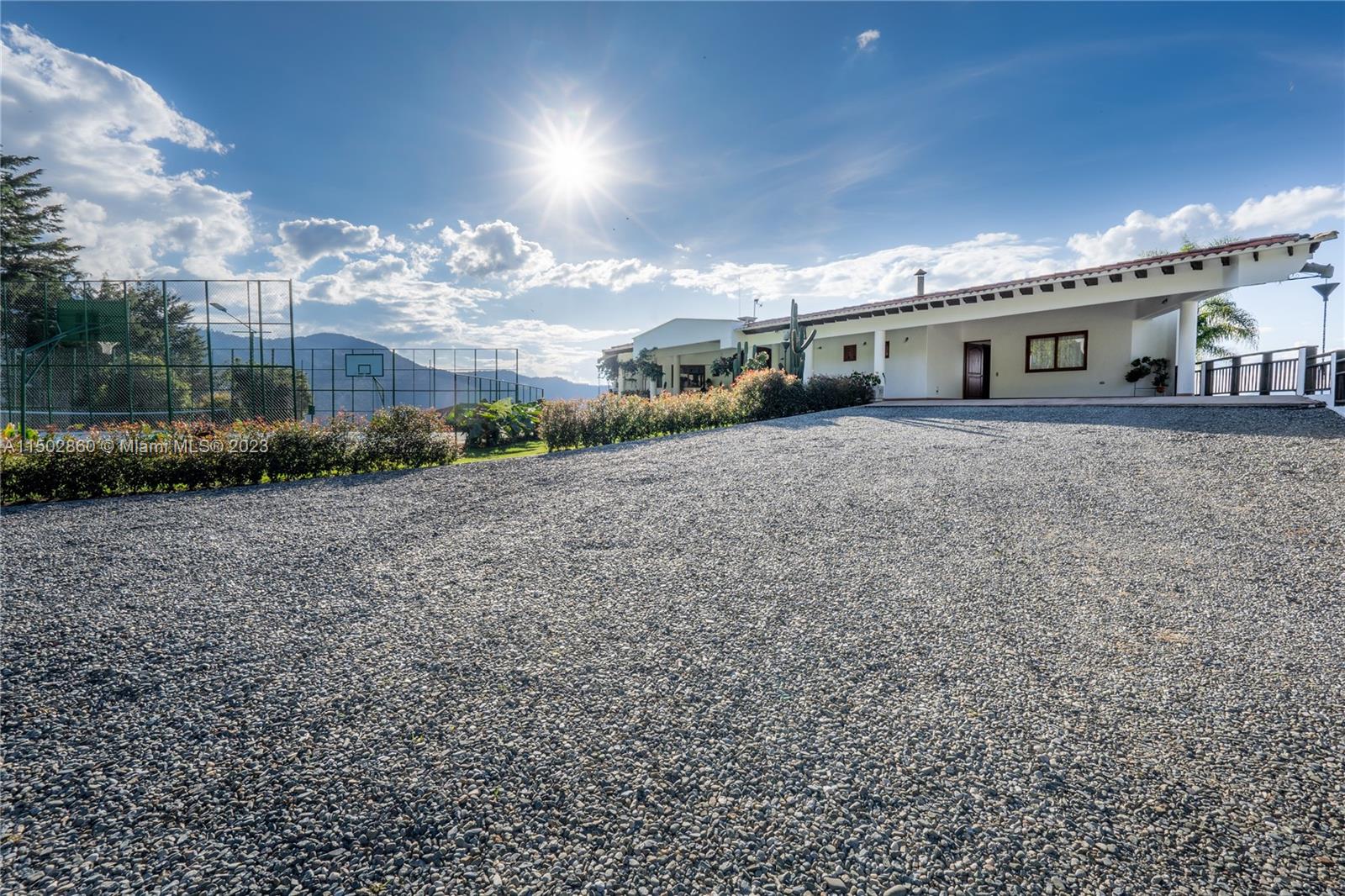 Gated, 24th hours security, property completely fenced, electronic enter door.