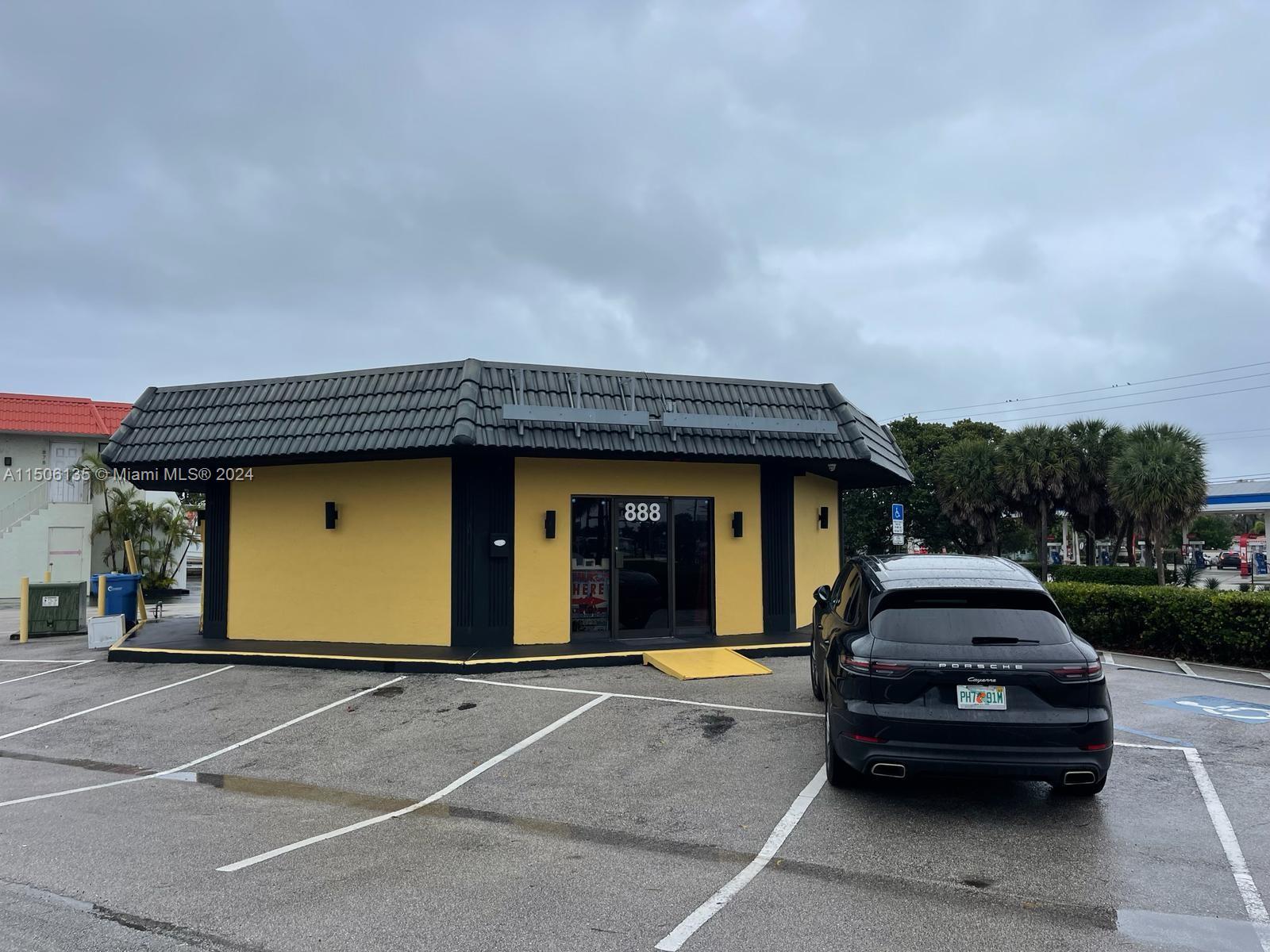 888 Coast Ave, Lantana, FL 33462, ,Commercial,For Sale,Coast Ave,A11506135