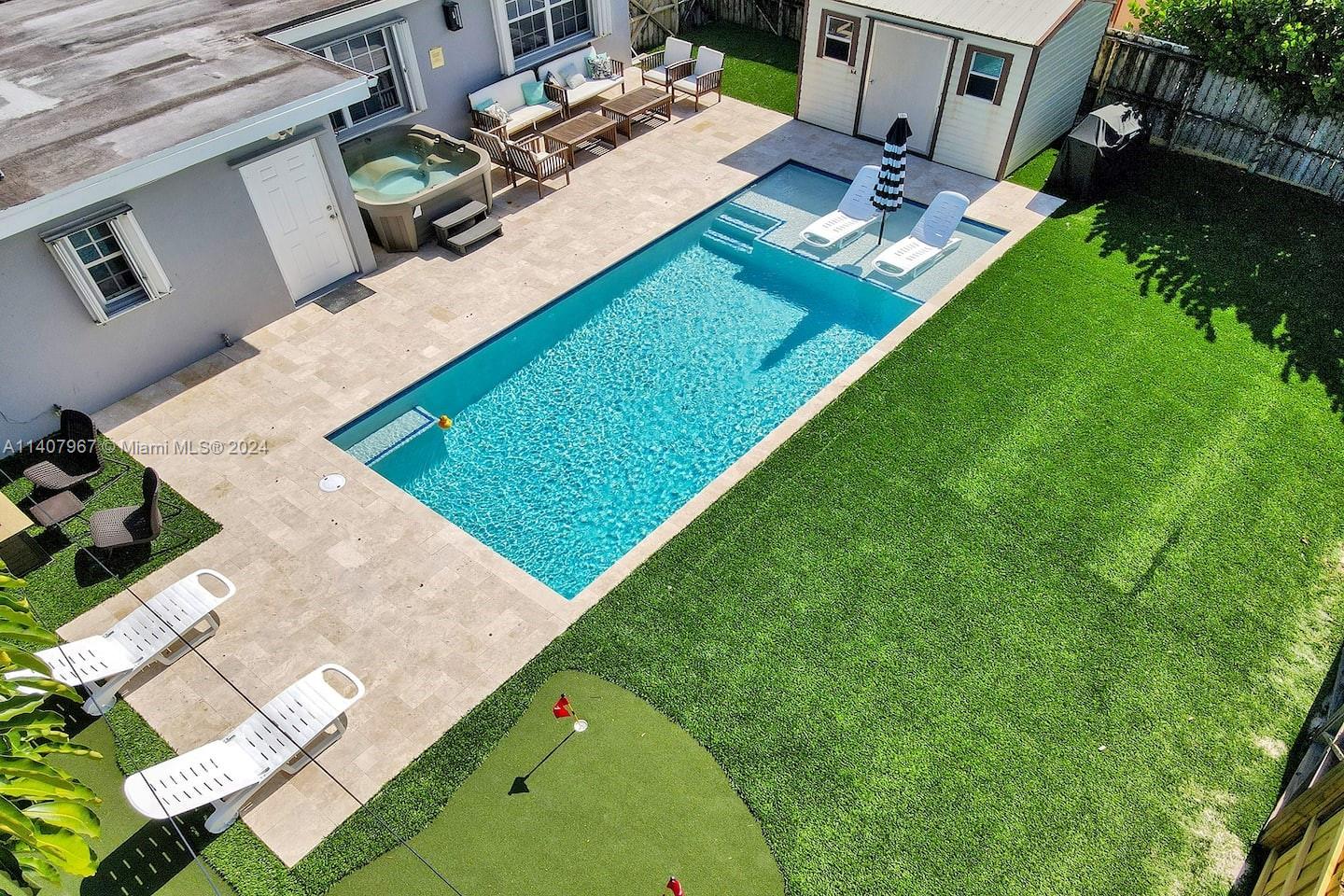 Pool