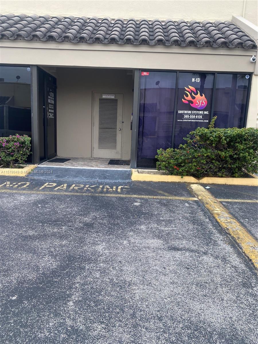 6187 167th St #H15, Hialeah, FL 33015, ,Commercial Lease,For Sale,167th St,A11519949