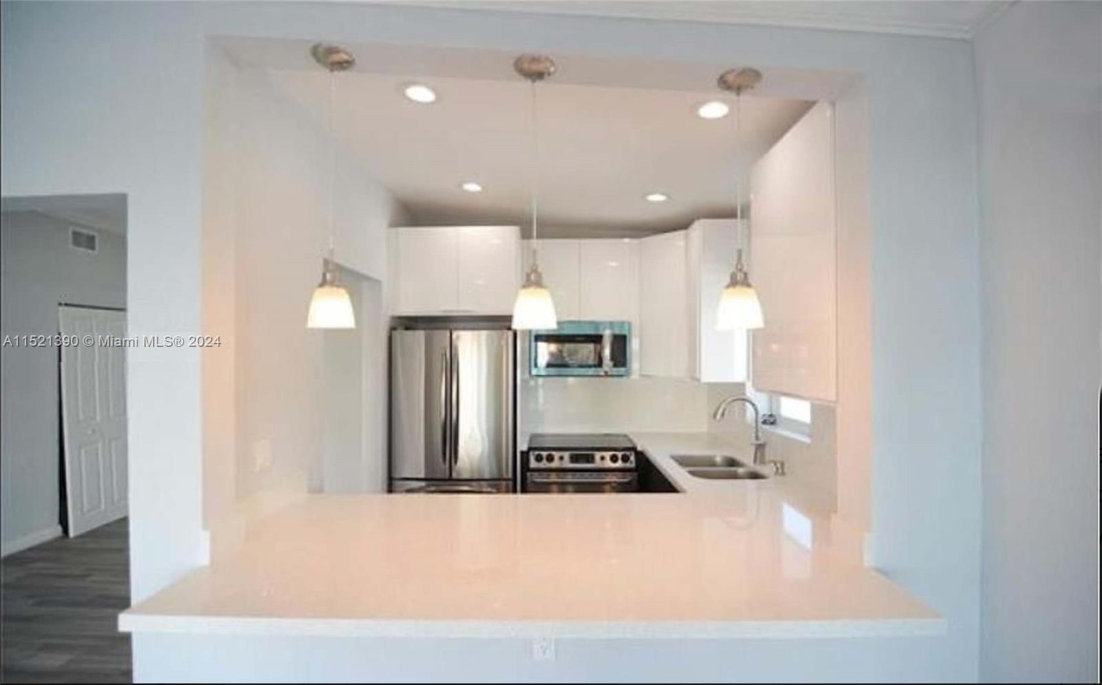 unit 4 kitchen quartz countertops custom lighting