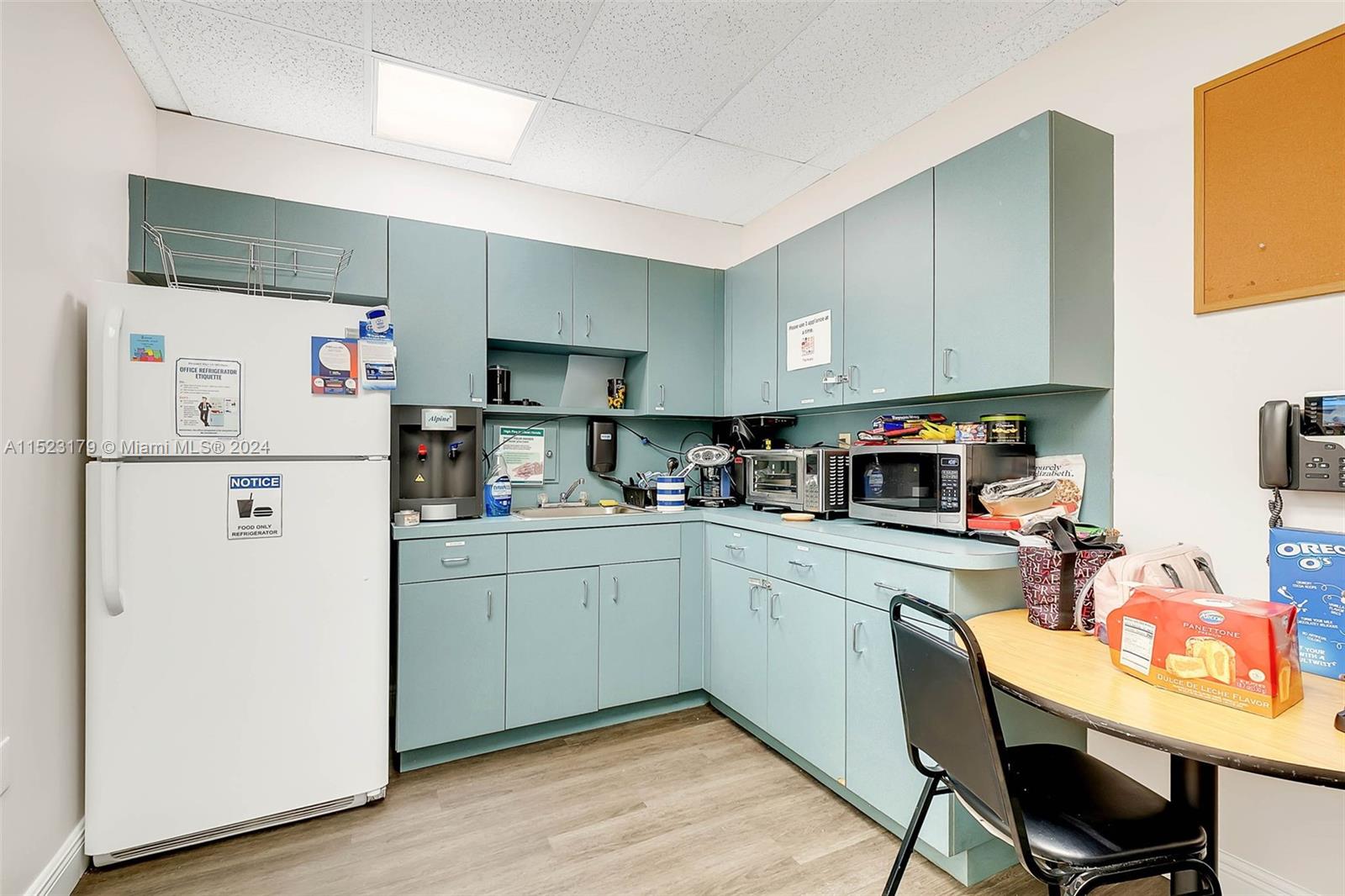 staff kitchen