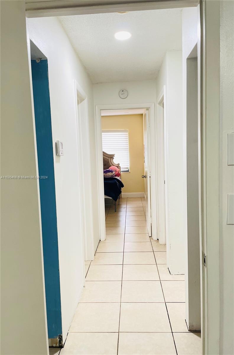 2nd floor hallway connecting all rooms