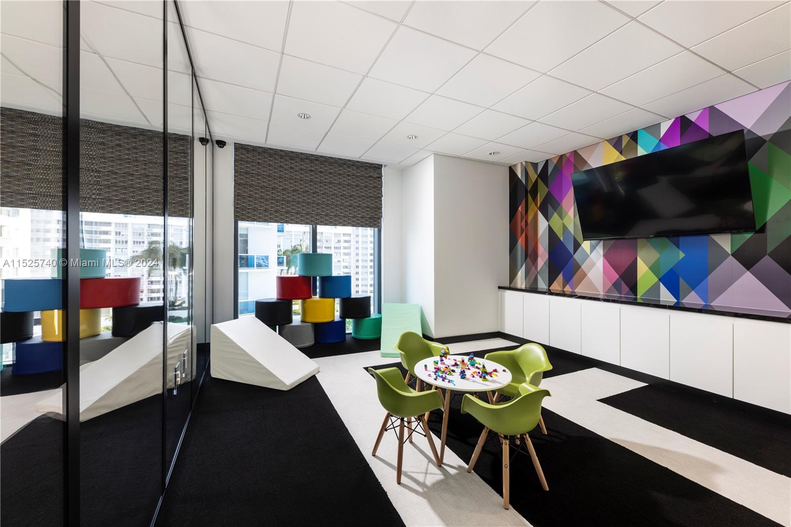 7th Floor Kids Room