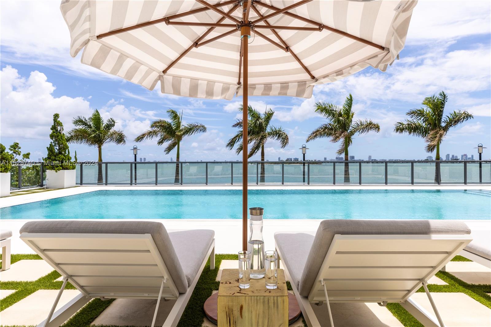 Bay Pool
