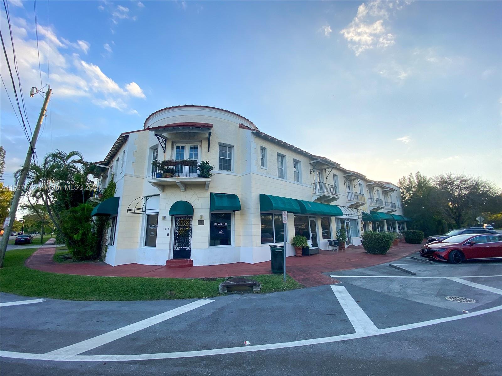 702 51st St #702, Miami Beach, FL 33140, ,Commercial Lease,For Sale,Mansion center,51st St,A11527722
