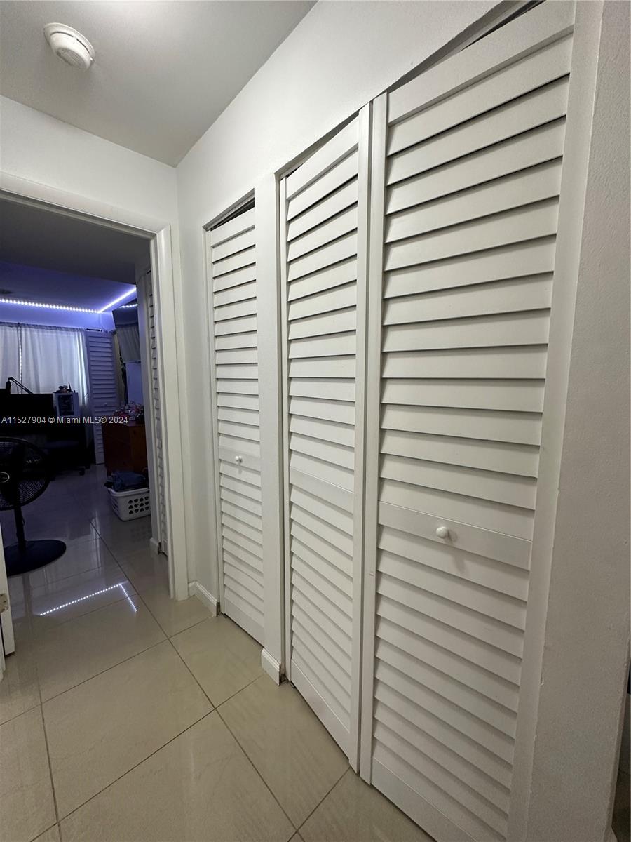 Plenty of closet spaces / storage